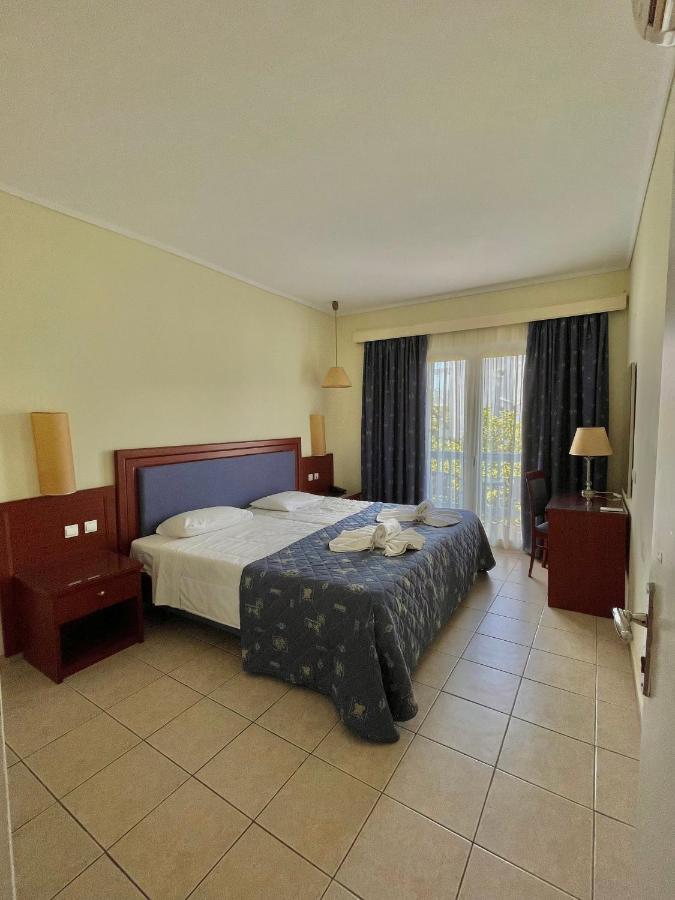 Theodorou Beach Hotel Apartments Psalidi  Eksteriør billede