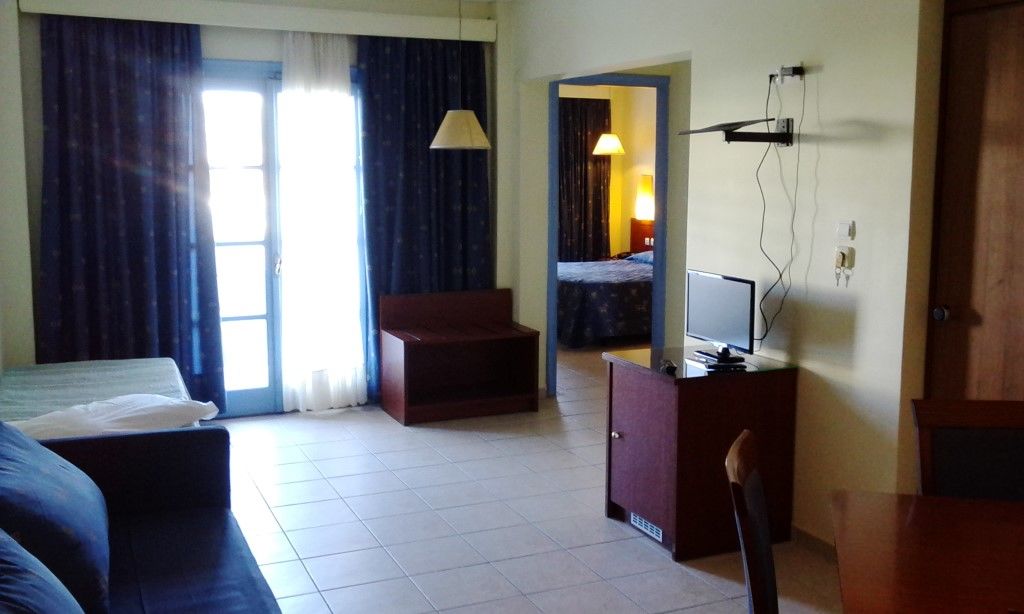 Theodorou Beach Hotel Apartments Psalidi  Eksteriør billede